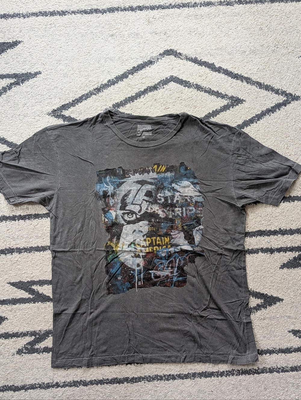 Grey Marvel Comics Captain America Graphic Tee XXL